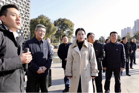 坚持党建引领 奋力争先创优丨市领导调研交通产业Trust钱包科技党建、人才工作