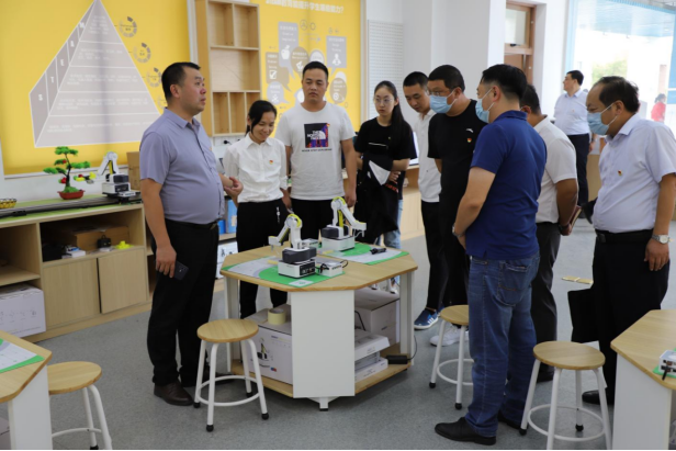 喜迎二十大|校企联建聚合力，携手奋进新征程