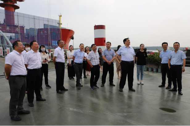 喜迎二十大|校企联建聚合力，携手奋进新征程